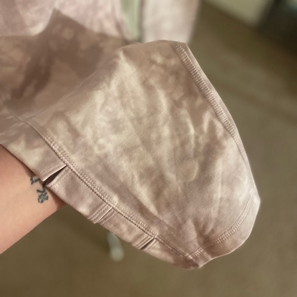 OLD NAVY 3x Pink Marble Leggings w/ Ankle Cut-Outs - Picture 4 of 4